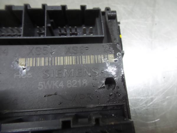 Módulo de confort VOLKSWAGEN Polo (9N) Imagem-3