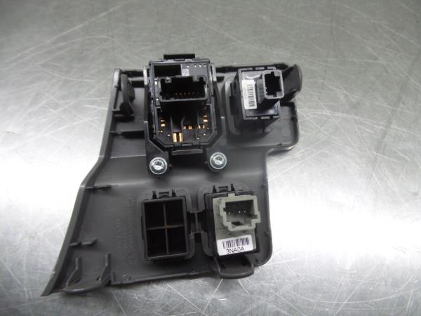Comando / botão / interruptor multifunções NISSAN NV200/Evalia Combi (M20) Imagem-2