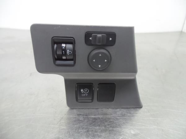 Multifunction control NISSAN NV200/Evalia Combi (M20)