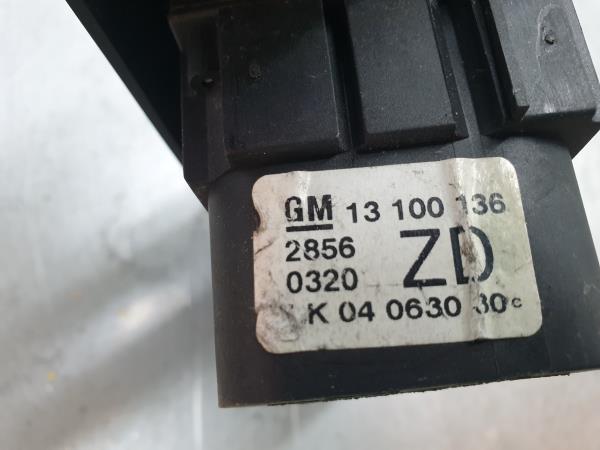 Light switch OPEL Astra H Hatchback (L48) Imagem-3