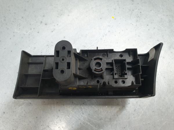 Light switch OPEL Astra H Hatchback (L48) Imagem-2