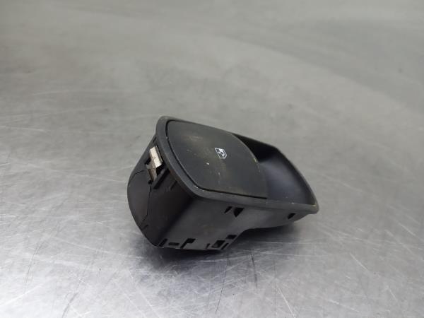 Mando / interruptor elevalunas delantero derecho OPEL Corsa E Imagem-1