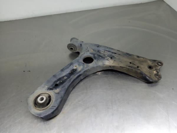Braccio di sospensione anteriore destra SEAT Ibiza IV (6J5, 6P1)