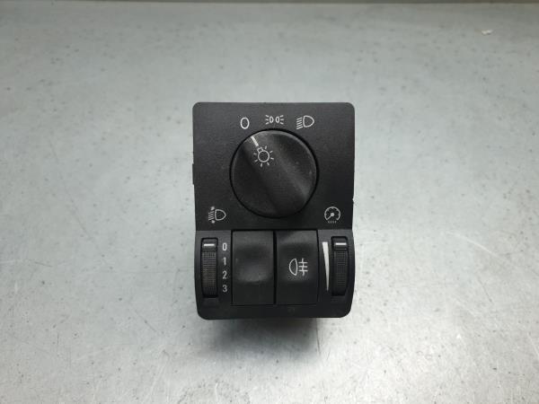 Light switch OPEL Astra G Sedan (F69_)