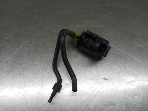 Válvula control de aire AUDI A3 Sportback (8VA, 8VF) Imagem-1