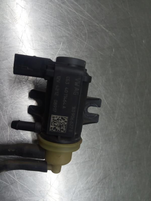 Válvula control de aire AUDI A3 Sportback (8VA, 8VF) Imagem-2