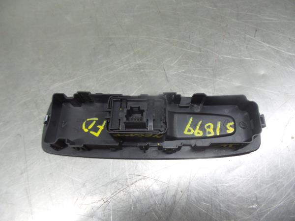Mando / interruptor elevalunas delantero derecho RENAULT Megane IV (B9A/M_) Imagem-1