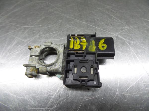 Battery Control Module / Charging Relay NISSAN Leaf EV (ZE0)