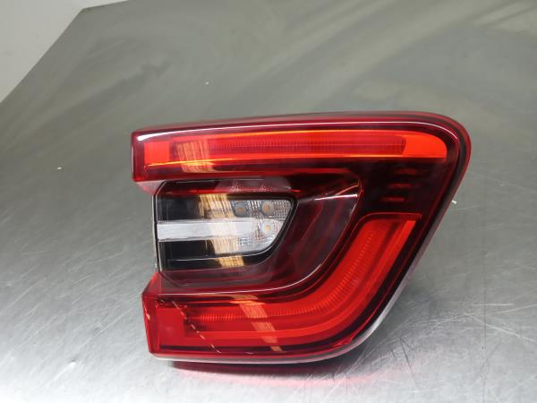 Farolim da mala esquerdo RENAULT Kadjar (HA_, HL_) Imagem-2