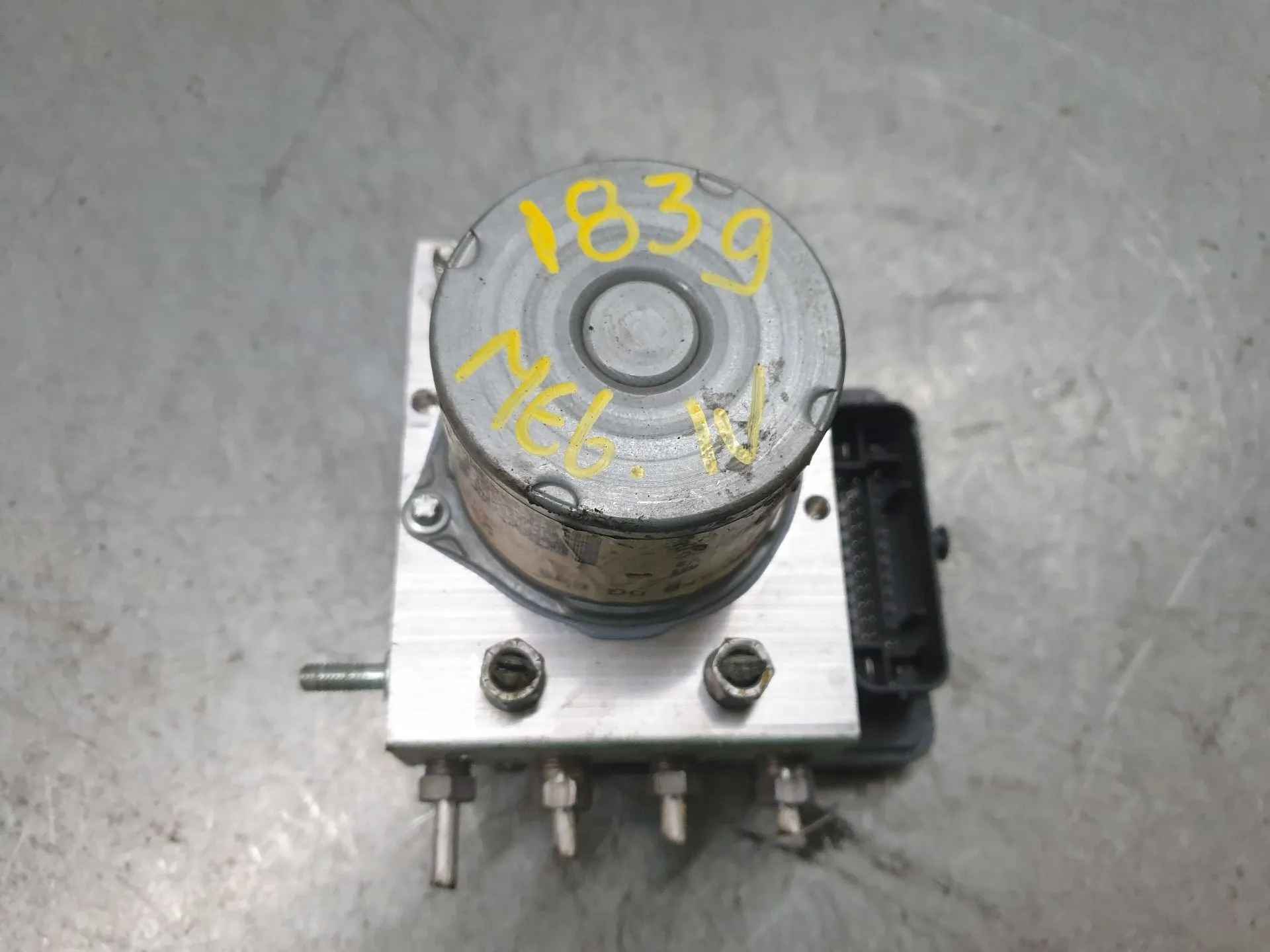 ABS RENAULT Megane IV Grandtour (K9A/M_) Imagem-1