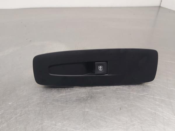 Mando / interruptor elevalunas delantero derecho RENAULT Kadjar (HA_, HL_)