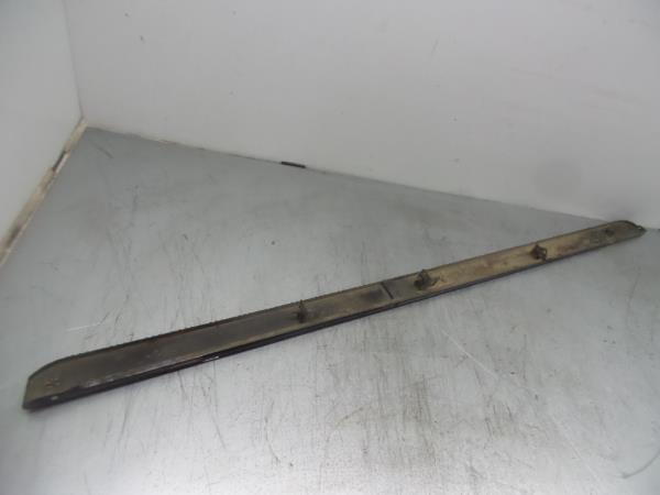 Estribo / escalón LAND ROVER Defender Pick Up (L316) Imagem-2