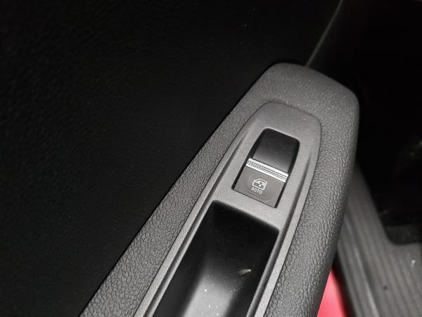 Comando / interruttore alzacristallo posteriore sinistro RENAULT Captur II