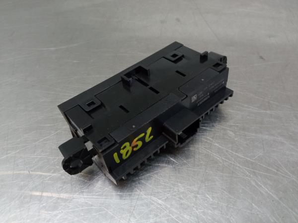 Mando / interruptor multifunción RENAULT Captur II Imagem-2