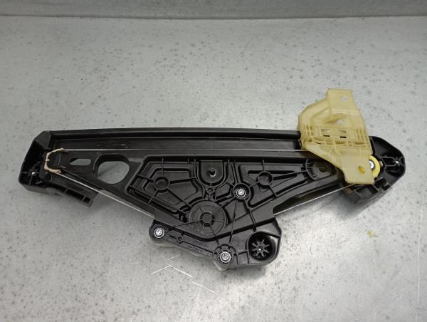 Alzavetro posteriore destro RENAULT Captur II