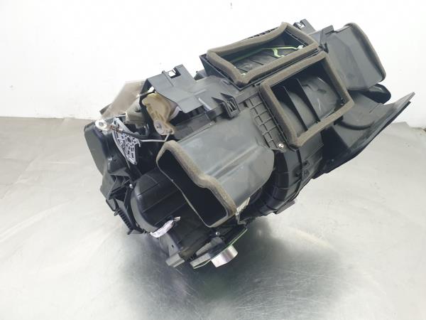 Complete heating radiator NISSAN Leaf EV (ZE1)