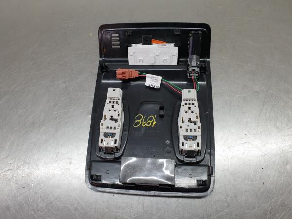 Plafonier frente RENAULT Captur II Imagem-1