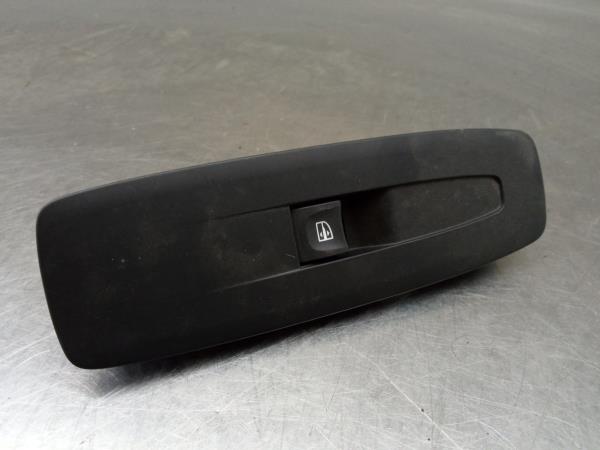 Mando / interruptor elevalunas delantero derecho RENAULT Megane IV Grandtour (K9A/M_)