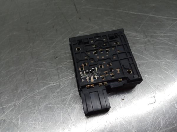 Comando / botão / interruptor multifunções RENAULT Kangoo Express (FW0/1_) Imagem-2