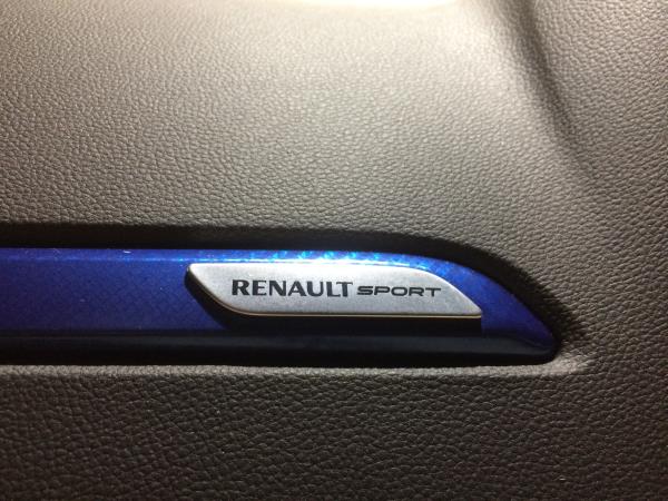 Salpicadero RENAULT Megane IV Grandtour (K9A/M_) Imagem-4