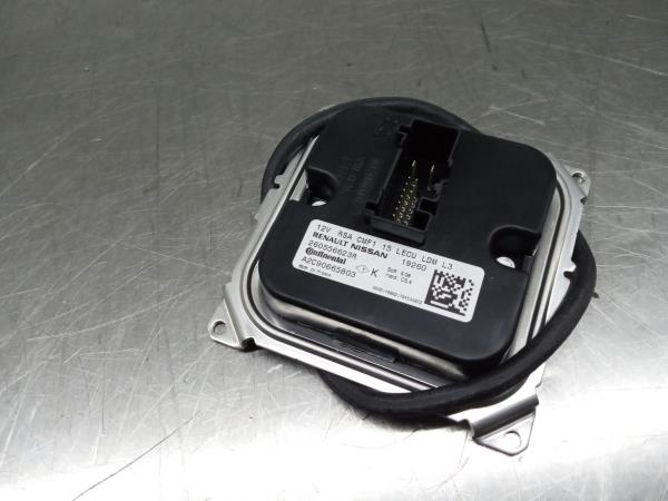 Balasto Xenón / Módulo LED RENAULT Clio V (BF_)