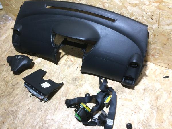 Kit de airbags TOYOTA Yaris (_P9_) Imagem-2