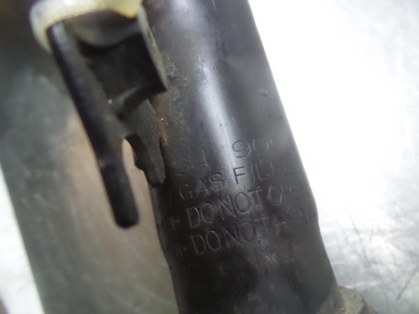 Amortecedor frente esquerdo MAZDA 6 Station Wagon (GY) Imagem-3