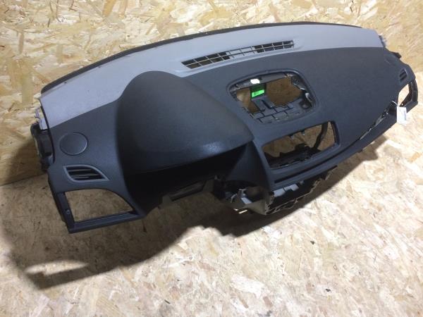 Tablier RENAULT Megane III (BZ0_) Imagem-2