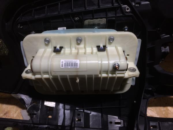 Airbag passageiro RENAULT Megane III (BZ0_)