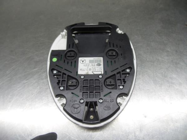 Plafonier frente MERCEDES-BENZ CLS (C219) Imagem-1