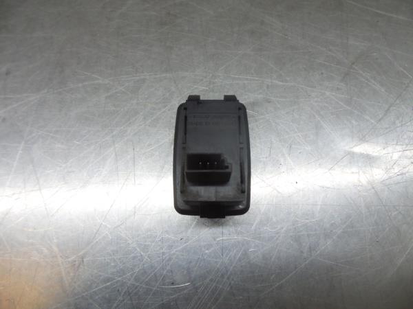 Right Rear window control BMW 3 Touring (E91) Imagem-1