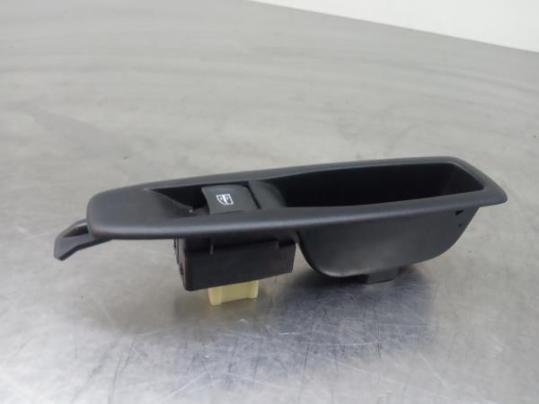 Comando / botão / interruptor vidros trás direito RENAULT Captur (J5_) Imagem-1