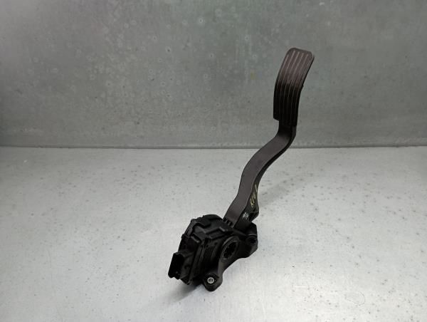 Pedal do acelerador PEUGEOT 208 Imagem-1