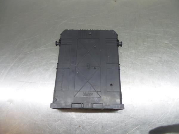 Caixa fusíveis / SAM / BSI PEUGEOT 208 Imagem-1