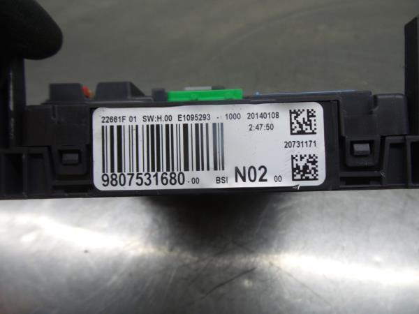 Caixa fusíveis / SAM / BSI PEUGEOT 208 Imagem-2