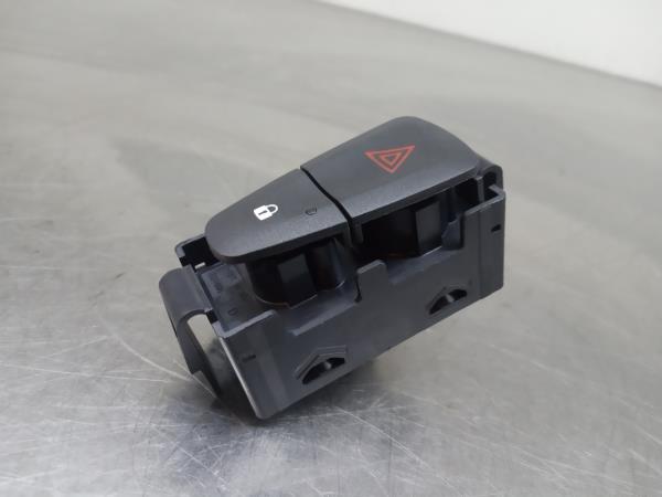Warning Switch DACIA Sandero II (5S_) Imagem-1
