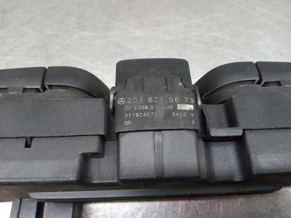 Bouton de Warning/ interrupteur 4 feux de détresse MERCEDES-BENZ Classe C (W203) Imagem-3