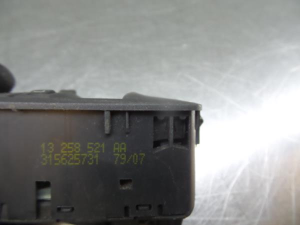 Left Front window control OPEL Corsa D Imagem-3