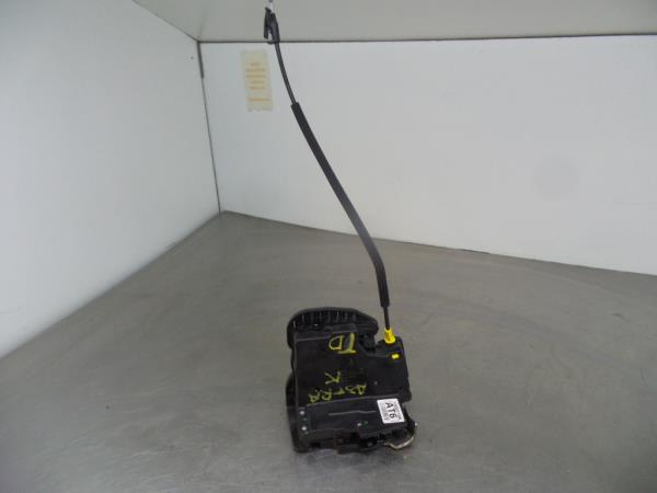 Cerradura / cierre puerta trasera derecha OPEL Astra K