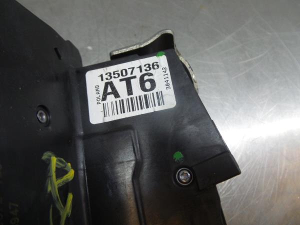 Cerradura / cierre puerta trasera derecha OPEL Astra K Imagem-4