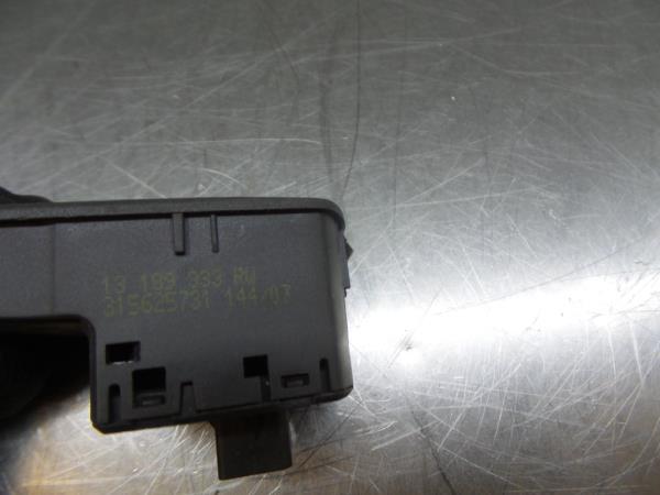 Mando / interruptor elevalunas delantero derecho OPEL Corsa D Imagem-3