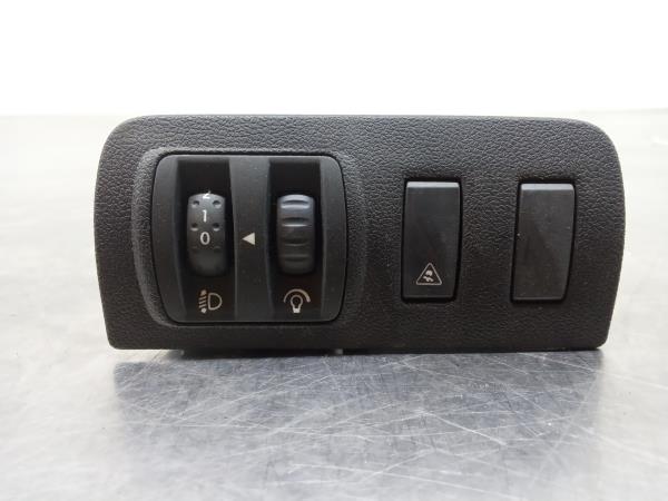 Commande / interrupteur multifonctions RENAULT Megane III (BZ0_)