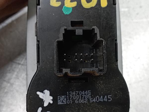 Light switch OPEL Corsa E Imagem-4