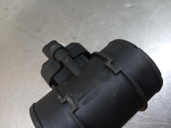 Mass Air Flow Sensor (MAF) OPEL Corsa E Imagem-4