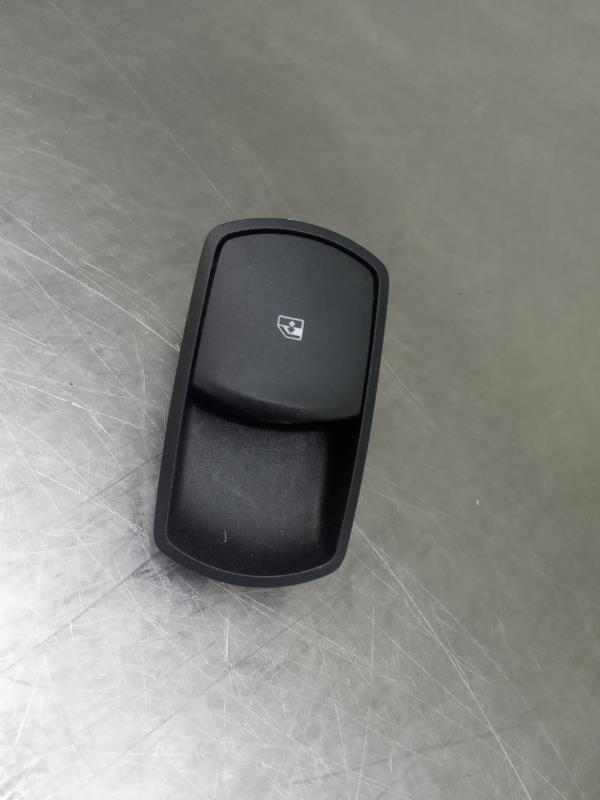 Mando / interruptor elevalunas delantero derecho OPEL Corsa E