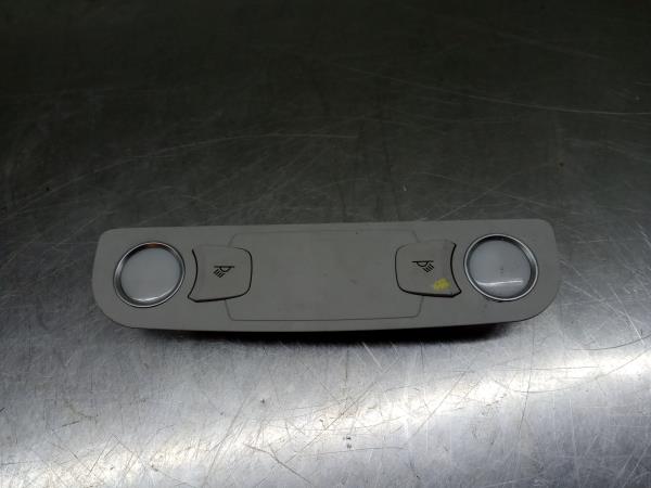 Plafón central AUDI A6 (4F2, C6)