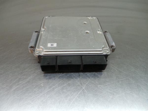 Centralina motor / ECU DACIA Sandero II (5S_) Imagem-1