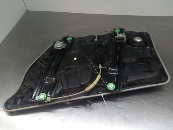 Lève-vitre avant gauche MERCEDES-BENZ Classe A (W176) Imagem-1