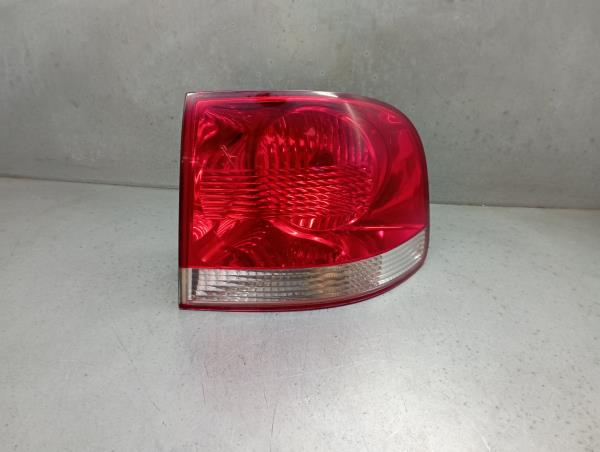 Feu arrière Droite VOLKSWAGEN Touareg (7L)