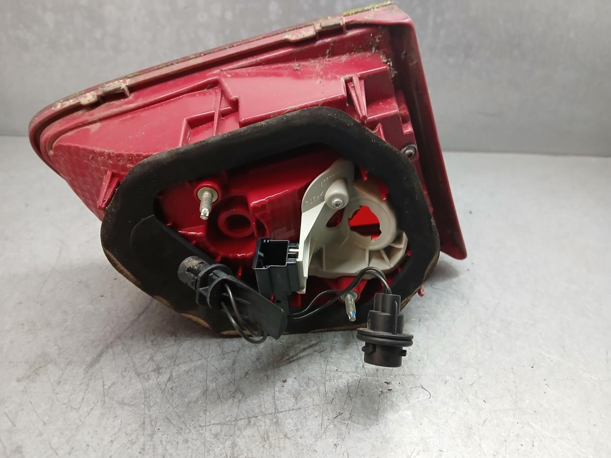 Fanale Destro Baule VOLKSWAGEN Passat (362) Imagem-2